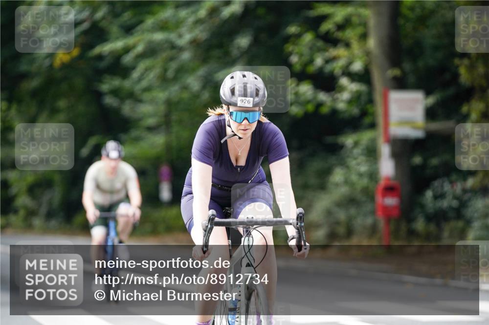 14.09.2025 - Stadtparktriathlon Michael Burmester http://msf.ph/oto/8912734 14.09.2025 11:42:50 Radfahren 824, 926, 990, 1000, 1017, 1029, 1072, 1075, 1094 meine-sportfotos.de