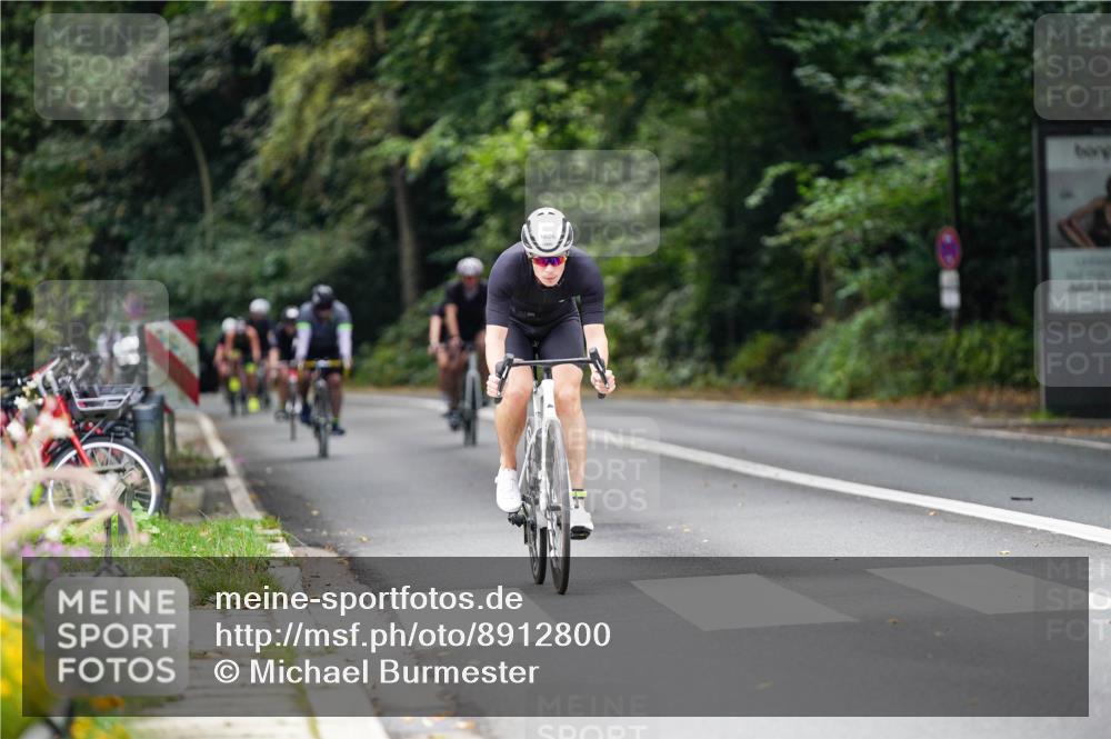 14.09.2025 - Stadtparktriathlon Michael Burmester http://msf.ph/oto/8912800 14.09.2025 11:44:23 Radfahren 931, 1009, 1026, 1040, 1051, 1085 meine-sportfotos.de