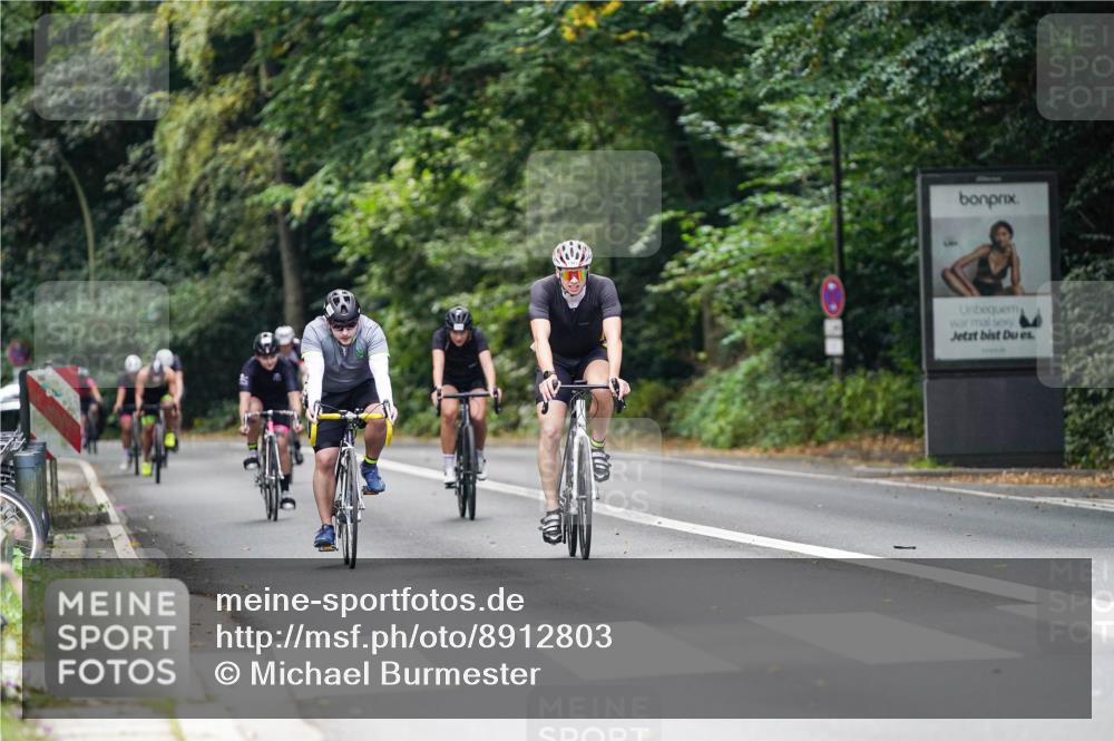 14.09.2025 - Stadtparktriathlon Michael Burmester http://msf.ph/oto/8912803 14.09.2025 11:44:25 Radfahren 931, 973, 1009, 1026, 1040, 1051, 1085 meine-sportfotos.de