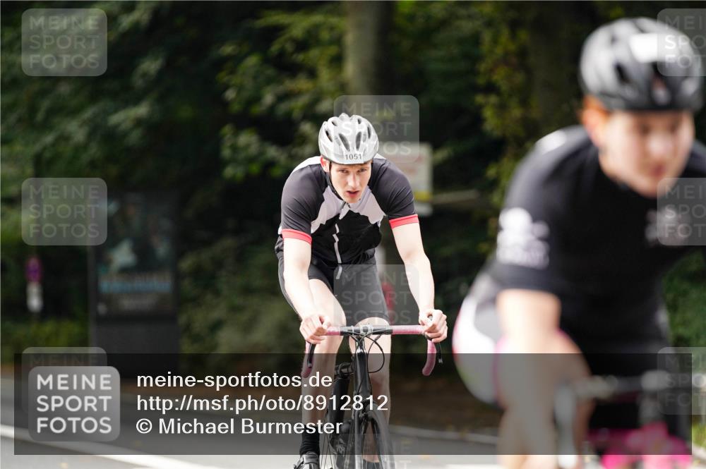 14.09.2025 - Stadtparktriathlon Michael Burmester http://msf.ph/oto/8912812 14.09.2025 11:44:31 Radfahren 931, 938, 944, 973, 982, 989, 1009, 1040, 1051, 1085 meine-sportfotos.de