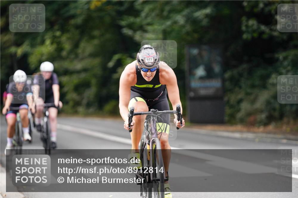 14.09.2025 - Stadtparktriathlon Michael Burmester http://msf.ph/oto/8912814 14.09.2025 11:44:32 Radfahren 931, 938, 944, 973, 982, 989, 1009, 1040, 1051, 1085 meine-sportfotos.de