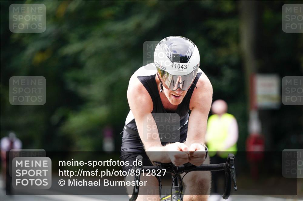 14.09.2025 - Stadtparktriathlon Michael Burmester http://msf.ph/oto/8912827 14.09.2025 11:44:45 Radfahren 995, 1018, 1043, 1080, 1102 meine-sportfotos.de