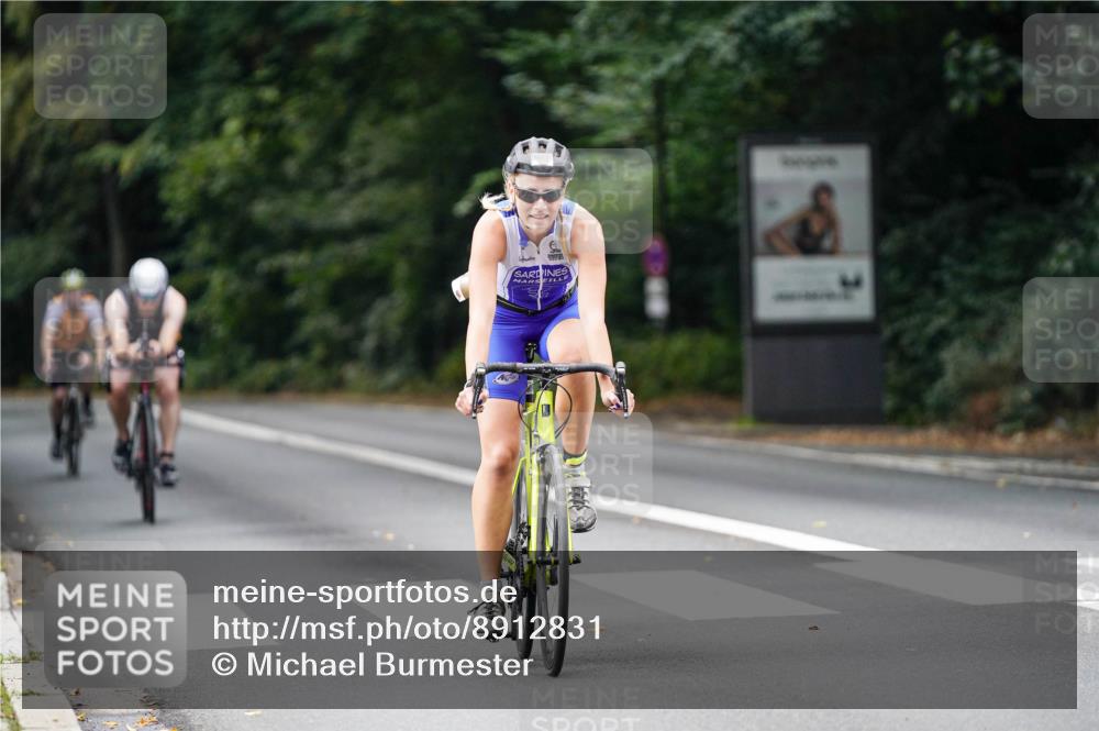 14.09.2025 - Stadtparktriathlon Michael Burmester http://msf.ph/oto/8912831 14.09.2025 11:44:54 Radfahren 987, 1018, 1048, 1102, 1107 meine-sportfotos.de