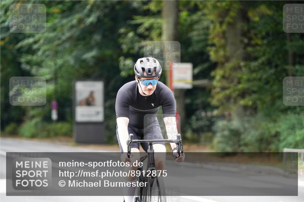 14.09.2025 - Stadtparktriathlon Michael Burmester http://msf.ph/oto/8912875 14.09.2025 11:46:16 Radfahren 943, 1046, 1067, 1096, 1099 meine-sportfotos.de