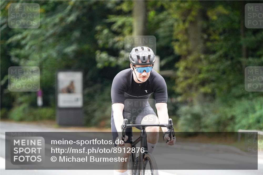 14.09.2025 - Stadtparktriathlon Michael Burmester http://msf.ph/oto/8912876 14.09.2025 11:46:17 Radfahren 943, 1046, 1067, 1086, 1096, 1099 meine-sportfotos.de