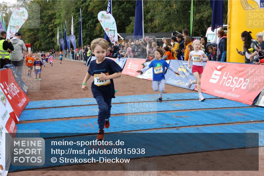14.09.2025 - Airport Race Strokosch-Dieckow http://msf.ph/oto/8915938 14.09.2025 11:20:36 Ziel 7102, 752, 7177, 3122 meine-sportfotos.de
