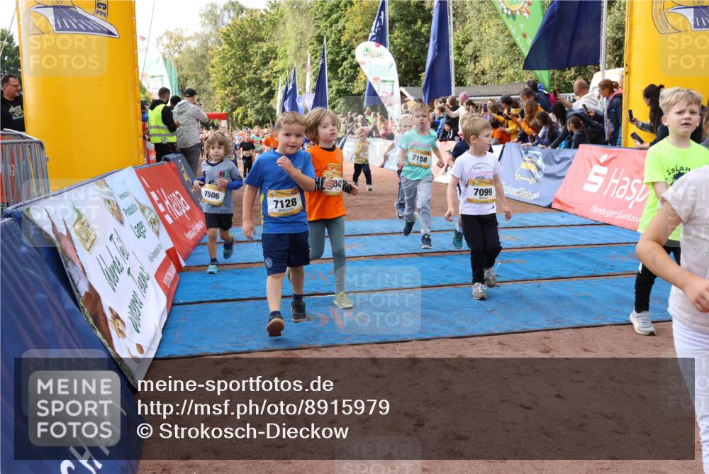 14.09.2025 - Airport Race Strokosch-Dieckow http://msf.ph/oto/8915979 14.09.2025 11:20:54 Ziel 7506, 7128, 7158, 7099 meine-sportfotos.de