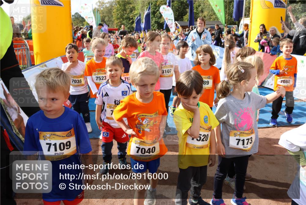 14.09.2025 - Airport Race Strokosch-Dieckow http://msf.ph/oto/8916000 14.09.2025 11:21:22 Ziel 122, 716, 7038, 7523, 3107, 712, 89, 2025, 23, 2020, 23, 7109, 7040, 520, 7173, 7088 meine-sportfotos.de