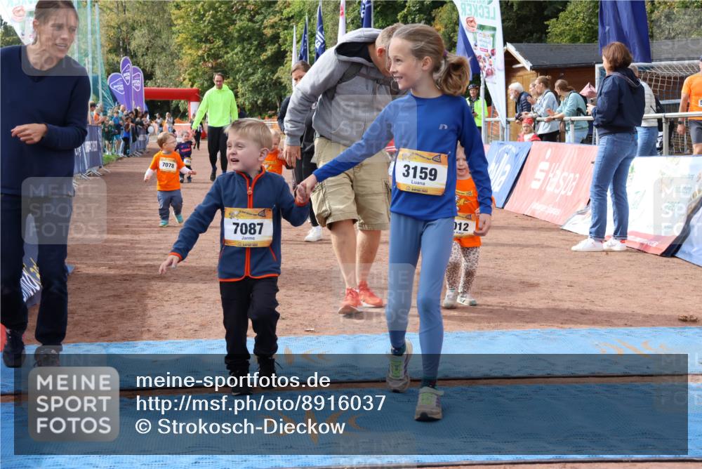 14.09.2025 - Airport Race Strokosch-Dieckow http://msf.ph/oto/8916037 14.09.2025 11:23:10 Ziel 7078, 7087, 3159, 012 meine-sportfotos.de