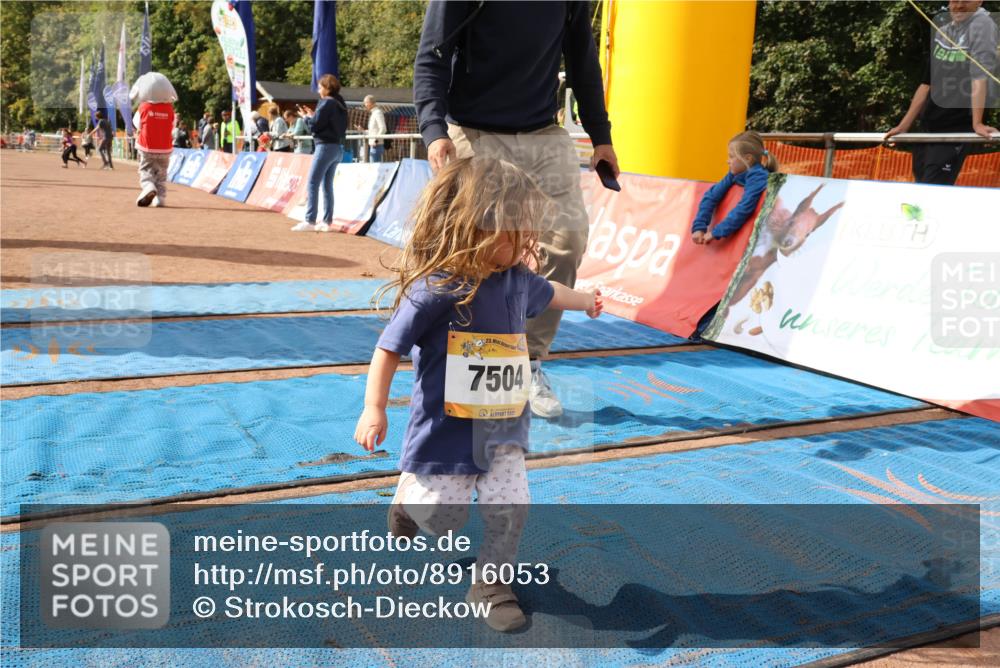 14.09.2025 - Airport Race Strokosch-Dieckow http://msf.ph/oto/8916053 14.09.2025 11:23:36 Ziel 7504 meine-sportfotos.de
