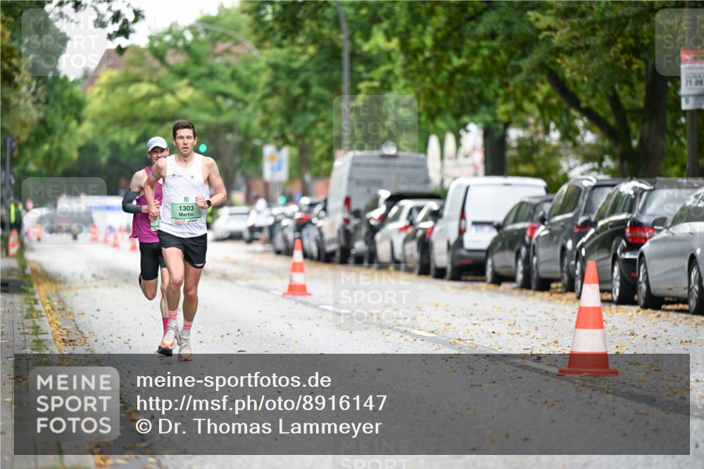21.09.2025 - PSD Bank Halbmarathon Dr. Thomas Lammeyer http://msf.ph/oto/8916147 21.09.2025 10:25:30 Laufen 1303, 21, 09 meine-sportfotos.de