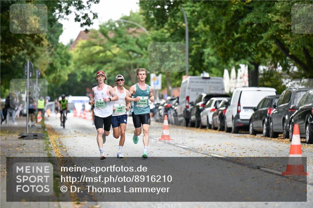 21.09.2025 - PSD Bank Halbmarathon Dr. Thomas Lammeyer http://msf.ph/oto/8916210 21.09.2025 10:27:32 Laufen 1825, 1830 meine-sportfotos.de