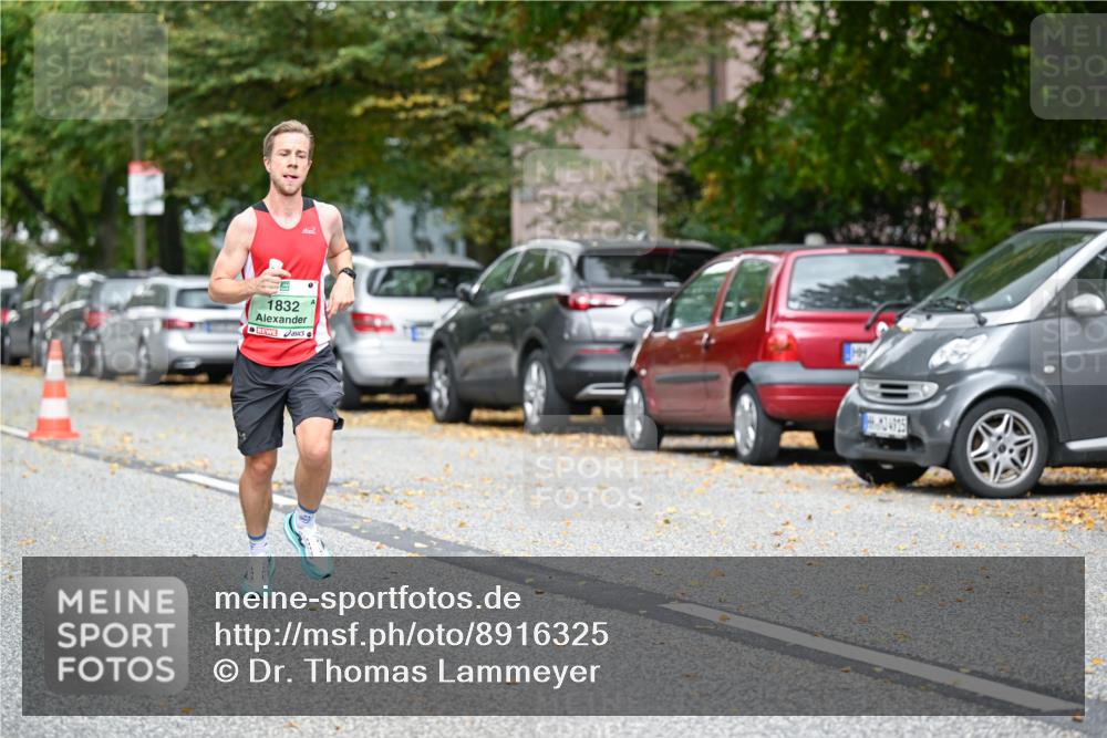 21.09.2025 - PSD Bank Halbmarathon Dr. Thomas Lammeyer http://msf.ph/oto/8916325 21.09.2025 10:28:21 Laufen 1832 meine-sportfotos.de