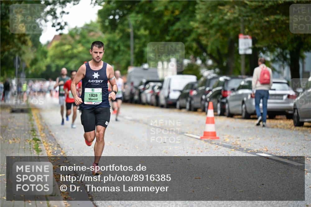 21.09.2025 - PSD Bank Halbmarathon Dr. Thomas Lammeyer http://msf.ph/oto/8916385 21.09.2025 10:28:46 Laufen 1828 meine-sportfotos.de