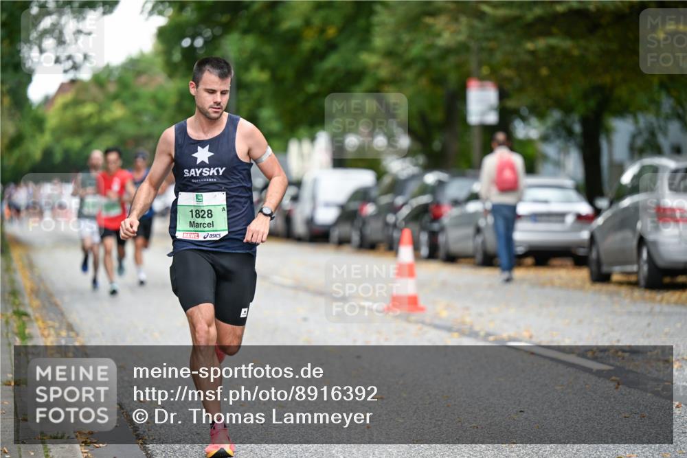 21.09.2025 - PSD Bank Halbmarathon Dr. Thomas Lammeyer http://msf.ph/oto/8916392 21.09.2025 10:28:47 Laufen 1828 meine-sportfotos.de