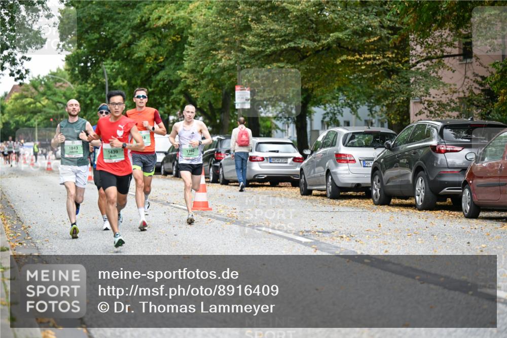 21.09.2025 - PSD Bank Halbmarathon Dr. Thomas Lammeyer http://msf.ph/oto/8916409 21.09.2025 10:28:50 Laufen 1843, 1439, 1392 meine-sportfotos.de