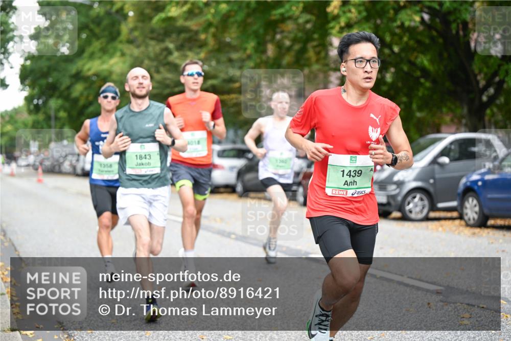 21.09.2025 - PSD Bank Halbmarathon Dr. Thomas Lammeyer http://msf.ph/oto/8916421 21.09.2025 10:28:53 Laufen 1358, 1843, 1439 meine-sportfotos.de