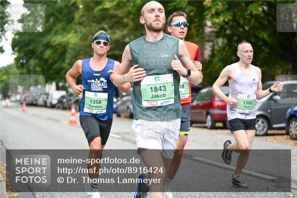 21.09.2025 - PSD Bank Halbmarathon Dr. Thomas Lammeyer http://msf.ph/oto/8916424 21.09.2025 10:28:54 Laufen 1843, 18, 1358, 1392 meine-sportfotos.de