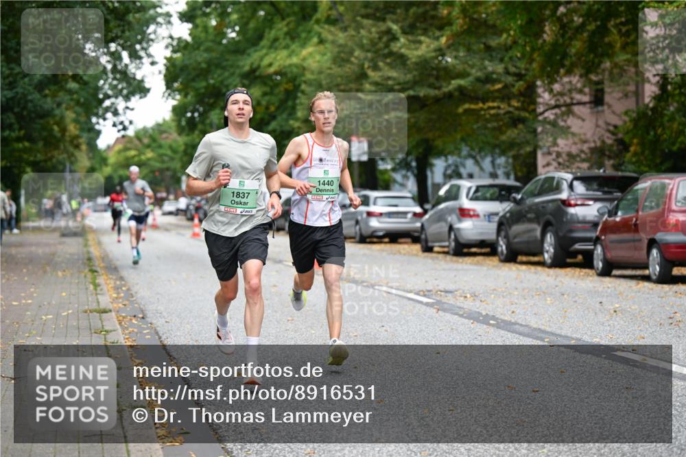 21.09.2025 - PSD Bank Halbmarathon Dr. Thomas Lammeyer http://msf.ph/oto/8916531 21.09.2025 10:29:29 Laufen 1837, 1440 meine-sportfotos.de
