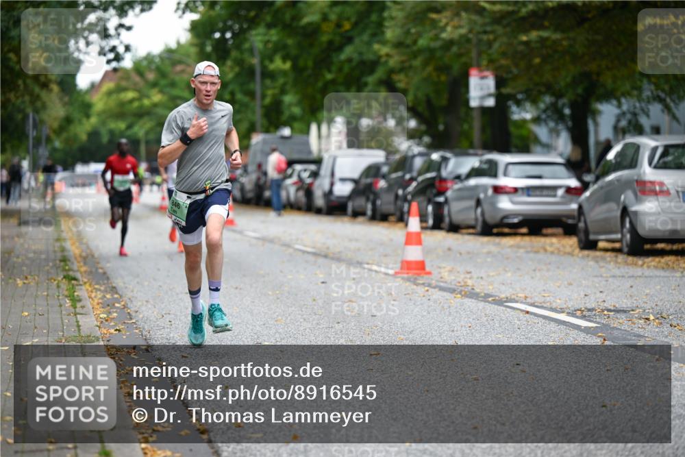 21.09.2025 - PSD Bank Halbmarathon Dr. Thomas Lammeyer http://msf.ph/oto/8916545 21.09.2025 10:29:32 Laufen 846 meine-sportfotos.de