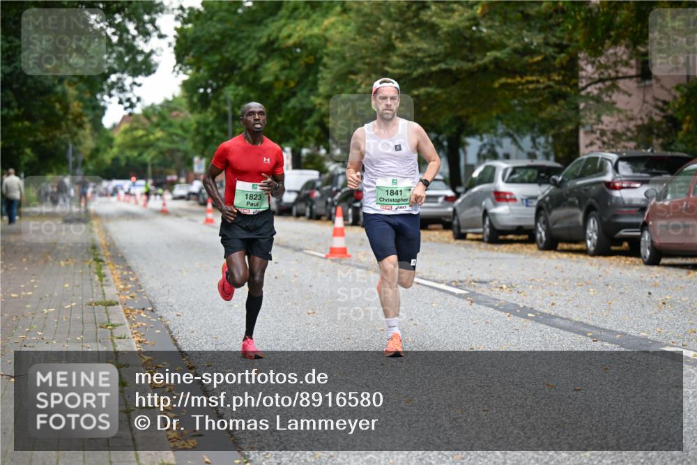 21.09.2025 - PSD Bank Halbmarathon Dr. Thomas Lammeyer http://msf.ph/oto/8916580 21.09.2025 10:29:38 Laufen 3, 1823, 1841 meine-sportfotos.de