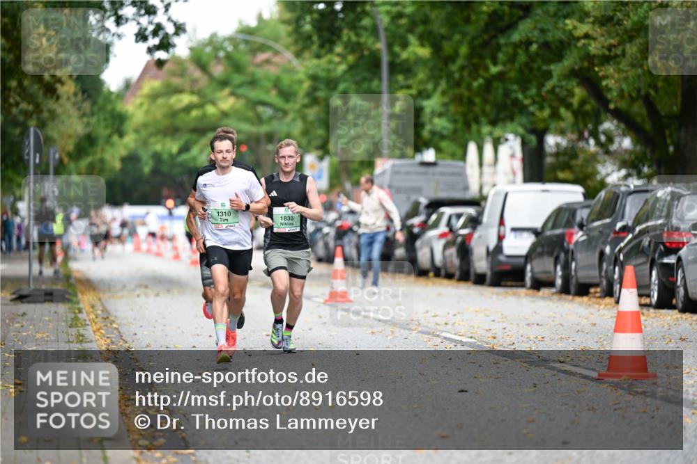 21.09.2025 - PSD Bank Halbmarathon Dr. Thomas Lammeyer http://msf.ph/oto/8916598 21.09.2025 10:30:15 Laufen 1310, 1835 meine-sportfotos.de