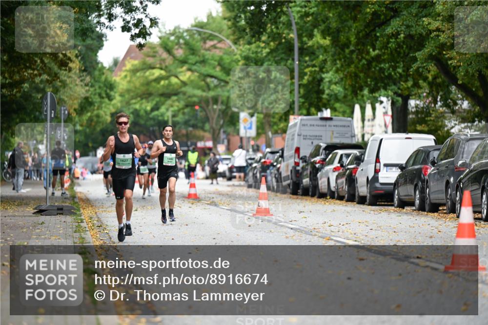 21.09.2025 - PSD Bank Halbmarathon Dr. Thomas Lammeyer http://msf.ph/oto/8916674 21.09.2025 10:30:38 Laufen 1627, 18821 meine-sportfotos.de
