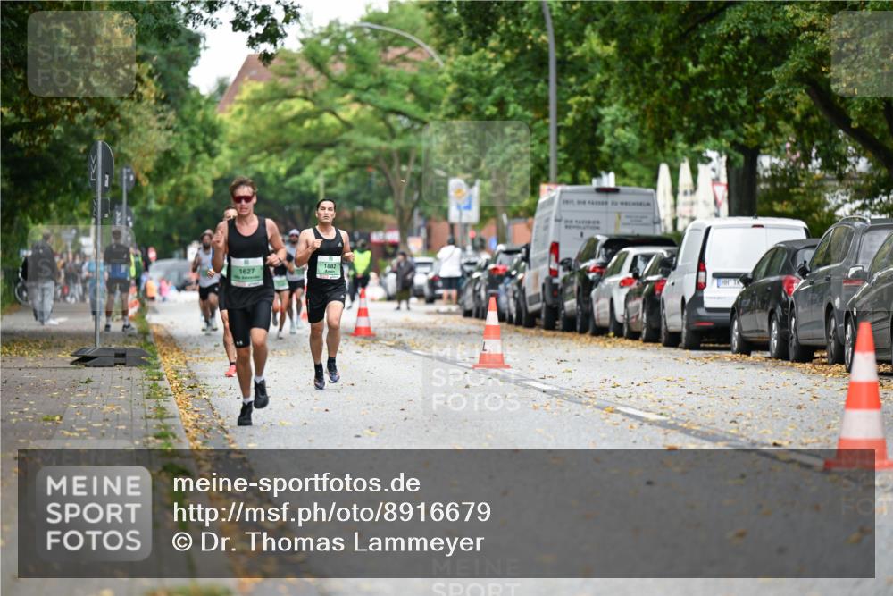 21.09.2025 - PSD Bank Halbmarathon Dr. Thomas Lammeyer http://msf.ph/oto/8916679 21.09.2025 10:30:39 Laufen 1882, 1627 meine-sportfotos.de
