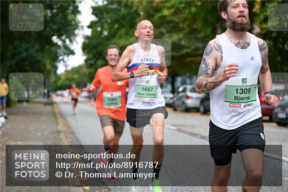 21.09.2025 - PSD Bank Halbmarathon Dr. Thomas Lammeyer http://msf.ph/oto/8916787 21.09.2025 10:30:58 Laufen 1002, 1667, 1309 meine-sportfotos.de
