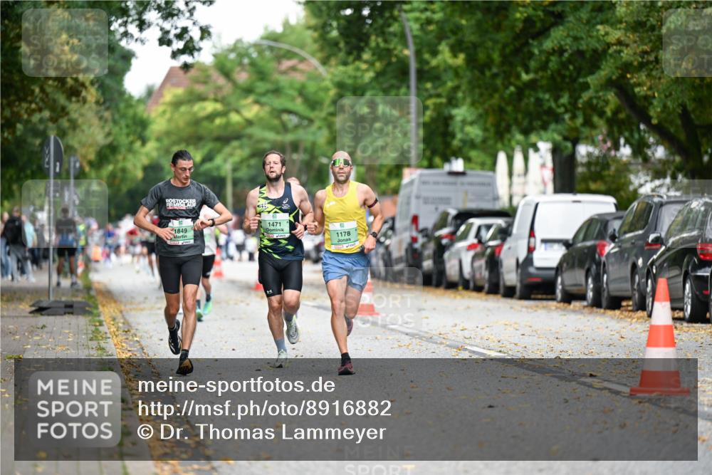 21.09.2025 - PSD Bank Halbmarathon Dr. Thomas Lammeyer http://msf.ph/oto/8916882 21.09.2025 10:31:36 Laufen 1849, 1471, 1178 meine-sportfotos.de