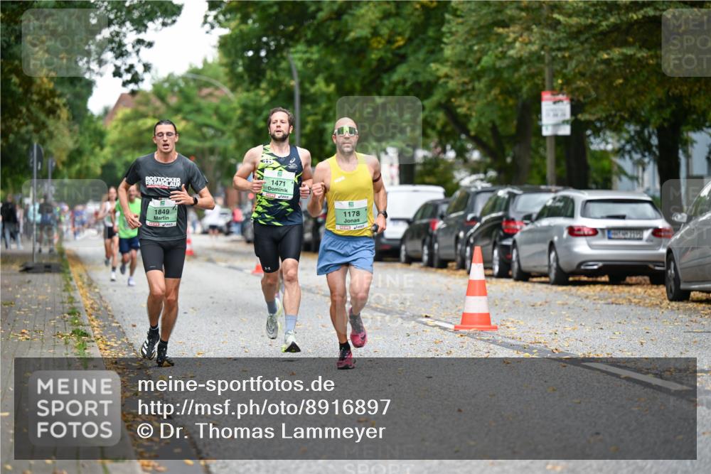 21.09.2025 - PSD Bank Halbmarathon Dr. Thomas Lammeyer http://msf.ph/oto/8916897 21.09.2025 10:31:39 Laufen 1849, 1471, 1178 meine-sportfotos.de