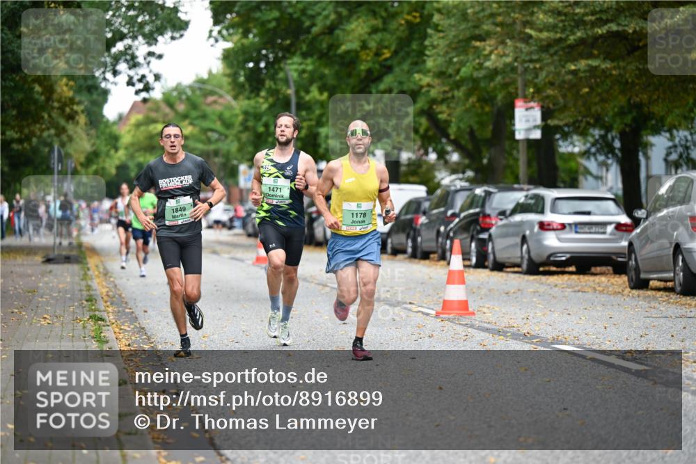21.09.2025 - PSD Bank Halbmarathon Dr. Thomas Lammeyer http://msf.ph/oto/8916899 21.09.2025 10:31:40 Laufen 1849, 1471, 1178 meine-sportfotos.de