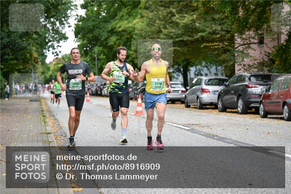 21.09.2025 - PSD Bank Halbmarathon Dr. Thomas Lammeyer http://msf.ph/oto/8916909 21.09.2025 10:31:41 Laufen 1849, 1471, 1178 meine-sportfotos.de