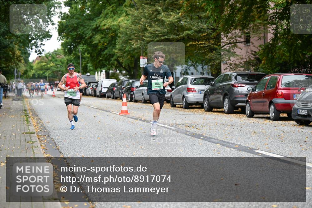 21.09.2025 - PSD Bank Halbmarathon Dr. Thomas Lammeyer http://msf.ph/oto/8917074 21.09.2025 10:32:20 Laufen 1408, 1857, 4915 meine-sportfotos.de