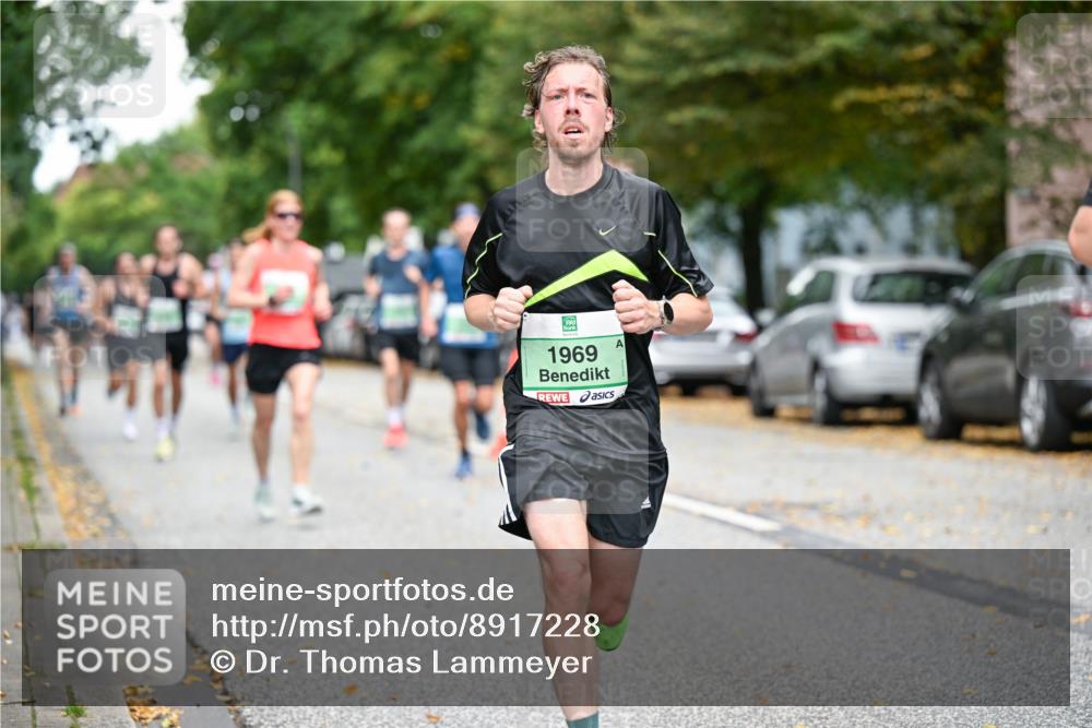 21.09.2025 - PSD Bank Halbmarathon Dr. Thomas Lammeyer http://msf.ph/oto/8917228 21.09.2025 10:32:53 Laufen 1969 meine-sportfotos.de