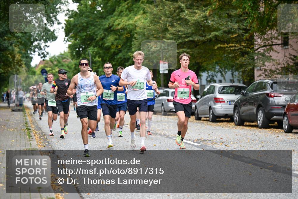 21.09.2025 - PSD Bank Halbmarathon Dr. Thomas Lammeyer http://msf.ph/oto/8917315 21.09.2025 10:33:11 Laufen 1953, 1607, 1773, 1783, 1916, 1787, 4029 meine-sportfotos.de