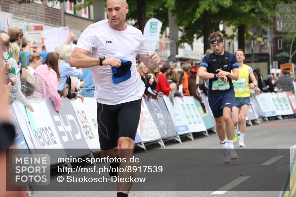 21.09.2025 - PSD Bank Halbmarathon Strokosch-Dieckow http://msf.ph/oto/8917539 21.09.2025 11:44:23 Ziel 1091, 1146, 1329, 1806, 1981, 2081, 2173, 3023, 4057 meine-sportfotos.de