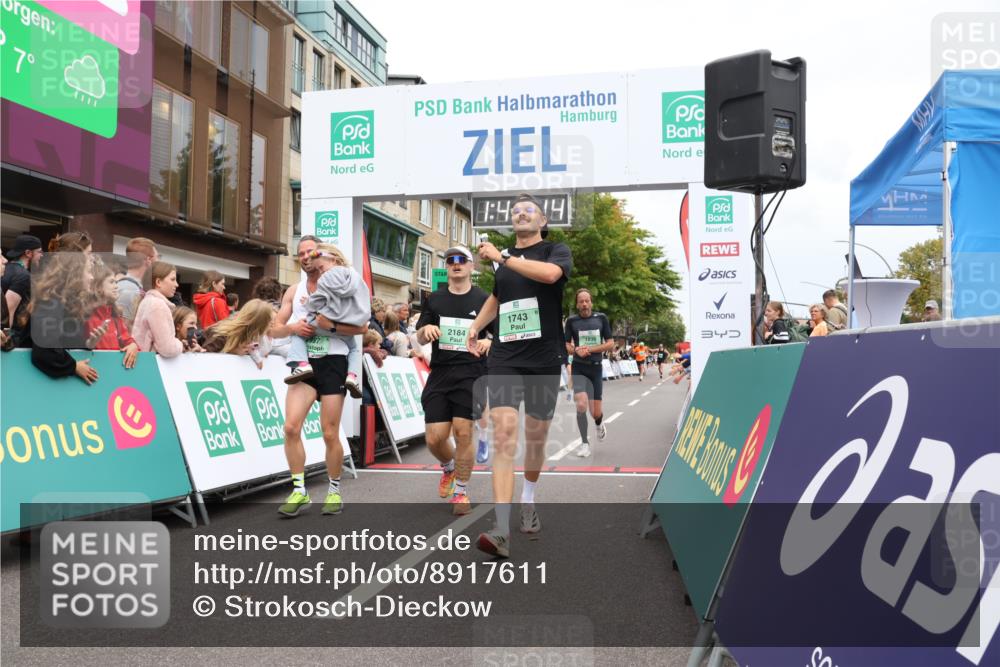 21.09.2025 - PSD Bank Halbmarathon Strokosch-Dieckow http://msf.ph/oto/8917611 21.09.2025 11:44:37 Ziel 1020, 1743, 1839, 1966, 1997, 2184, 2188, 2351, 2386, 3923 meine-sportfotos.de