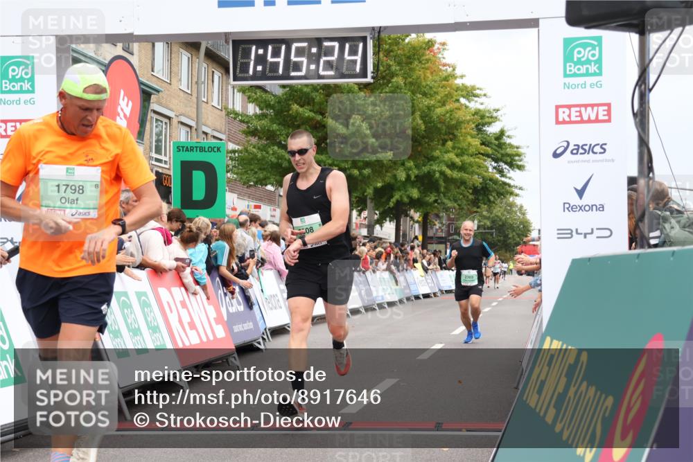 21.09.2025 - PSD Bank Halbmarathon Strokosch-Dieckow http://msf.ph/oto/8917646 21.09.2025 11:44:47 Ziel 1798, 2303, 2308, 2351 meine-sportfotos.de