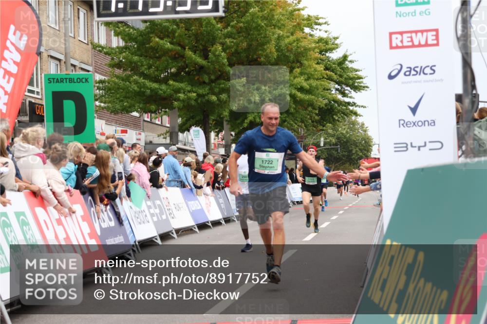 21.09.2025 - PSD Bank Halbmarathon Strokosch-Dieckow http://msf.ph/oto/8917752 21.09.2025 11:45:16 Ziel 1123, 1722, 1774, 1958, 2136, 2171, 2501, 3925 meine-sportfotos.de