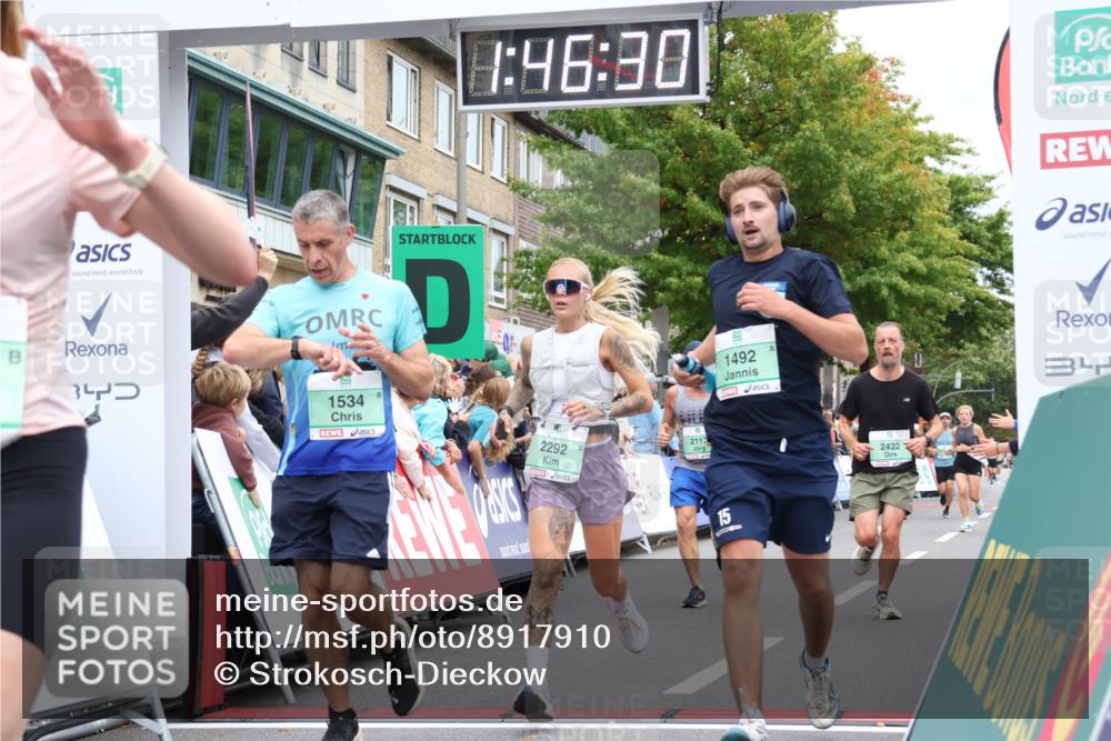 21.09.2025 - PSD Bank Halbmarathon Strokosch-Dieckow http://msf.ph/oto/8917910 21.09.2025 11:45:54 Ziel 1049, 1534, 2117, 2261, 2292, 2409, 2422, 2483, 3173 meine-sportfotos.de