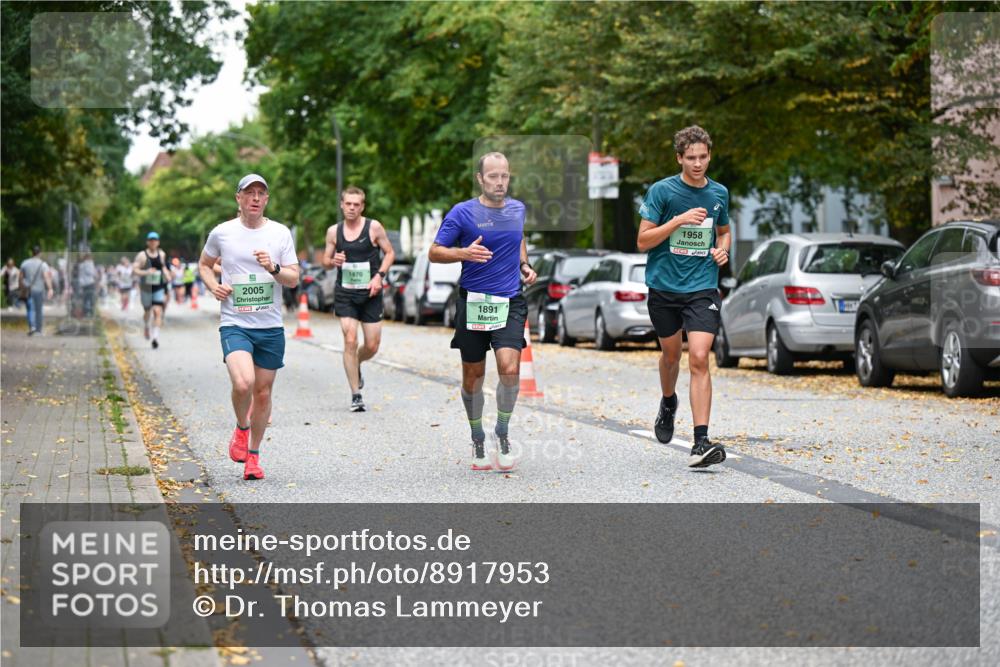 21.09.2025 - PSD Bank Halbmarathon Dr. Thomas Lammeyer http://msf.ph/oto/8917953 21.09.2025 10:34:41 Laufen 2005, 1870, 1891, 1958 meine-sportfotos.de