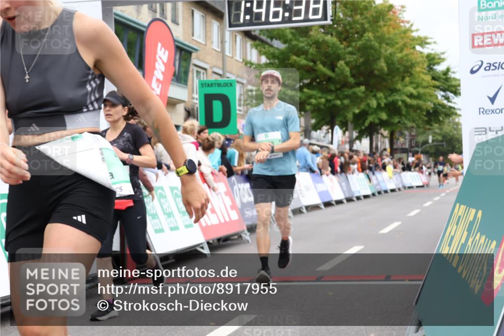 21.09.2025 - PSD Bank Halbmarathon Strokosch-Dieckow http://msf.ph/oto/8917955 21.09.2025 11:46:02 Ziel 1029, 1364, 2103, 2117, 2406, 2422 meine-sportfotos.de