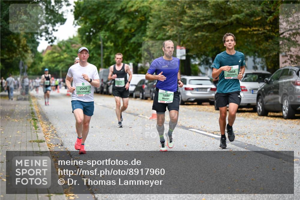 21.09.2025 - PSD Bank Halbmarathon Dr. Thomas Lammeyer http://msf.ph/oto/8917960 21.09.2025 10:34:42 Laufen 2005, 1870, 1891, 1958 meine-sportfotos.de