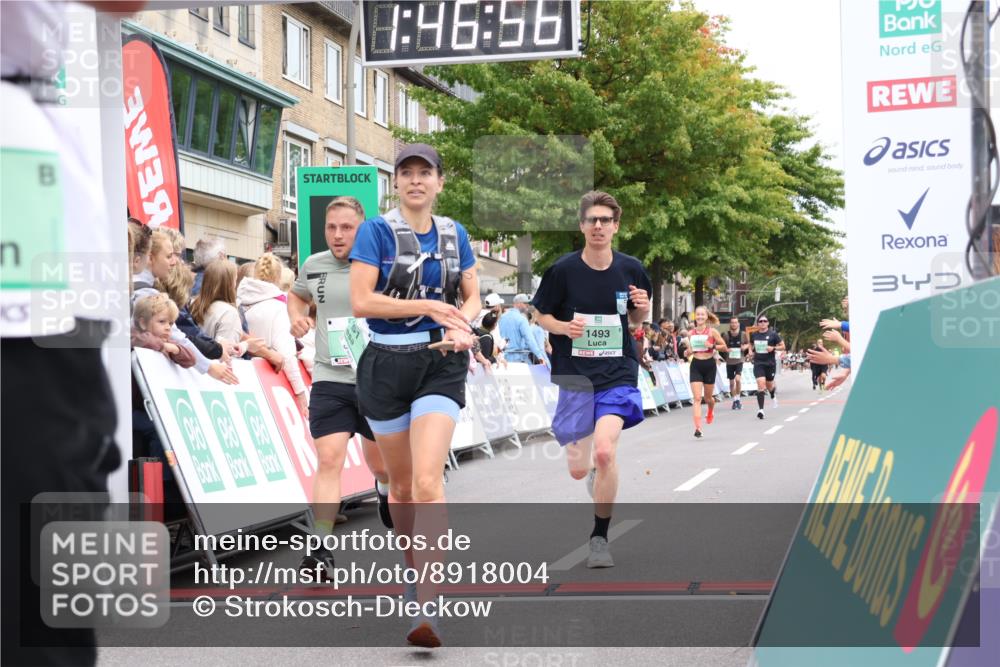 21.09.2025 - PSD Bank Halbmarathon Strokosch-Dieckow http://msf.ph/oto/8918004 21.09.2025 11:46:19 Ziel 1751, 2129, 2141, 2229, 2235 meine-sportfotos.de