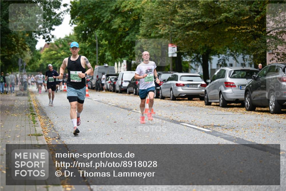21.09.2025 - PSD Bank Halbmarathon Dr. Thomas Lammeyer http://msf.ph/oto/8918028 21.09.2025 10:34:50 Laufen 2050, 1971 meine-sportfotos.de