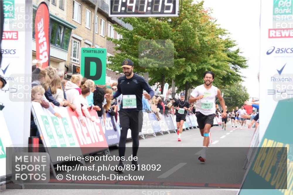 21.09.2025 - PSD Bank Halbmarathon Strokosch-Dieckow http://msf.ph/oto/8918092 21.09.2025 11:46:38 Ziel 1321, 1583, 2791, 2919, 3630 meine-sportfotos.de