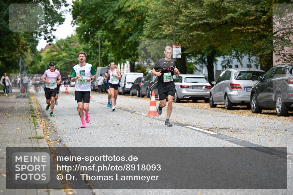 21.09.2025 - PSD Bank Halbmarathon Dr. Thomas Lammeyer http://msf.ph/oto/8918093 21.09.2025 10:35:03 Laufen 1578, 2288 meine-sportfotos.de