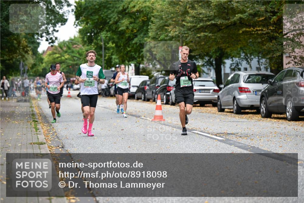 21.09.2025 - PSD Bank Halbmarathon Dr. Thomas Lammeyer http://msf.ph/oto/8918098 21.09.2025 10:35:04 Laufen 1578, 2288 meine-sportfotos.de