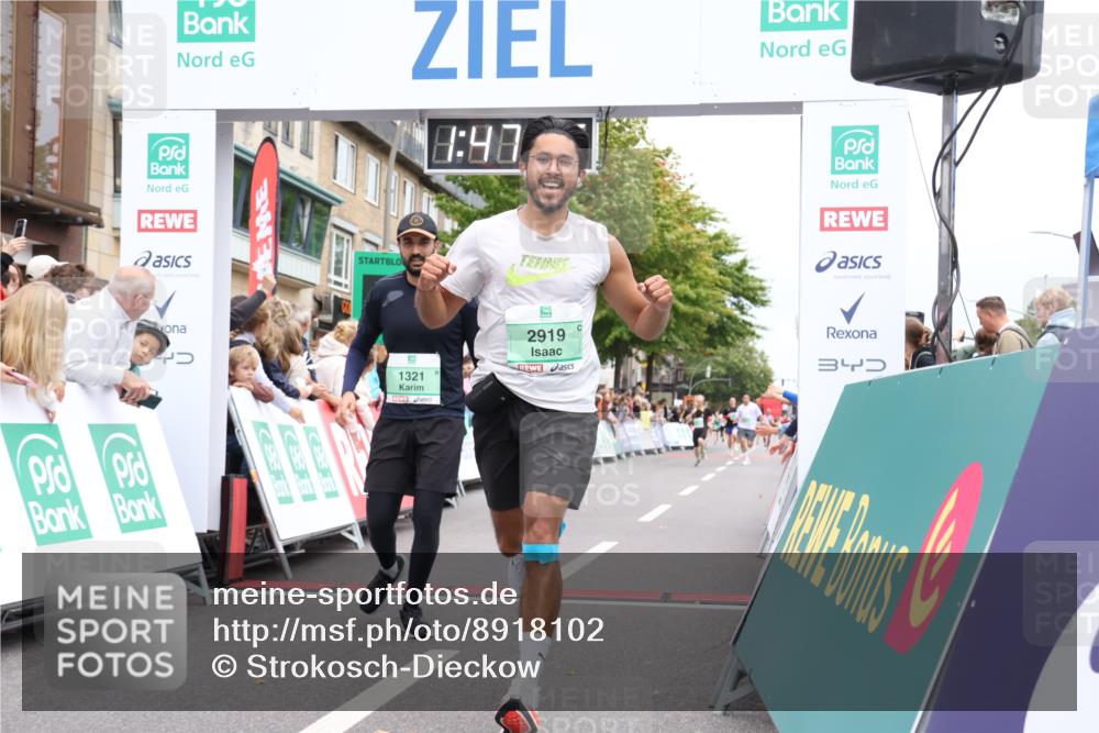 21.09.2025 - PSD Bank Halbmarathon Strokosch-Dieckow http://msf.ph/oto/8918102 21.09.2025 11:46:40 Ziel 1321, 1583, 2791, 2919 meine-sportfotos.de